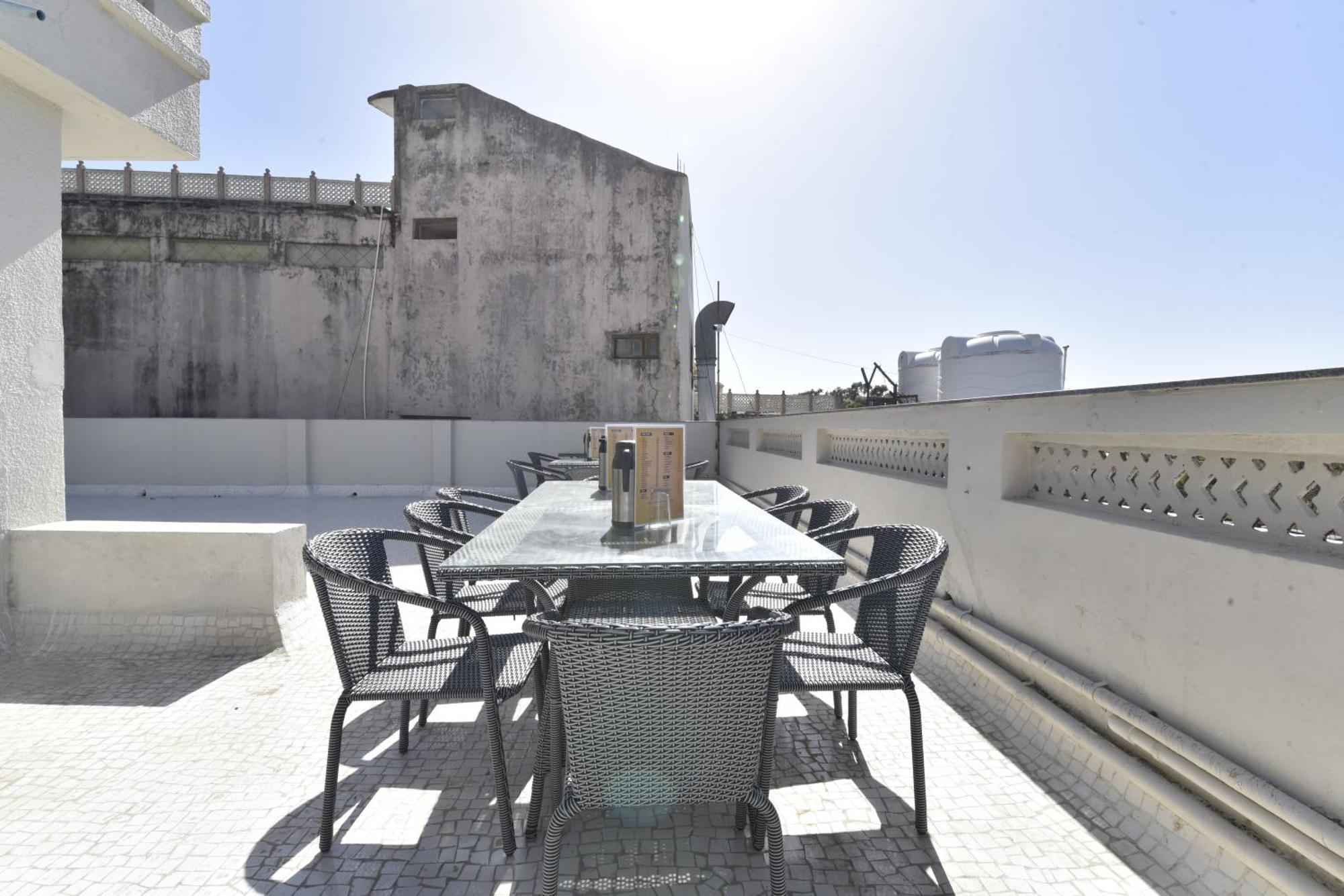 Bunglow 14, Rooms With Balcony Маунт-Абу Экстерьер фото
