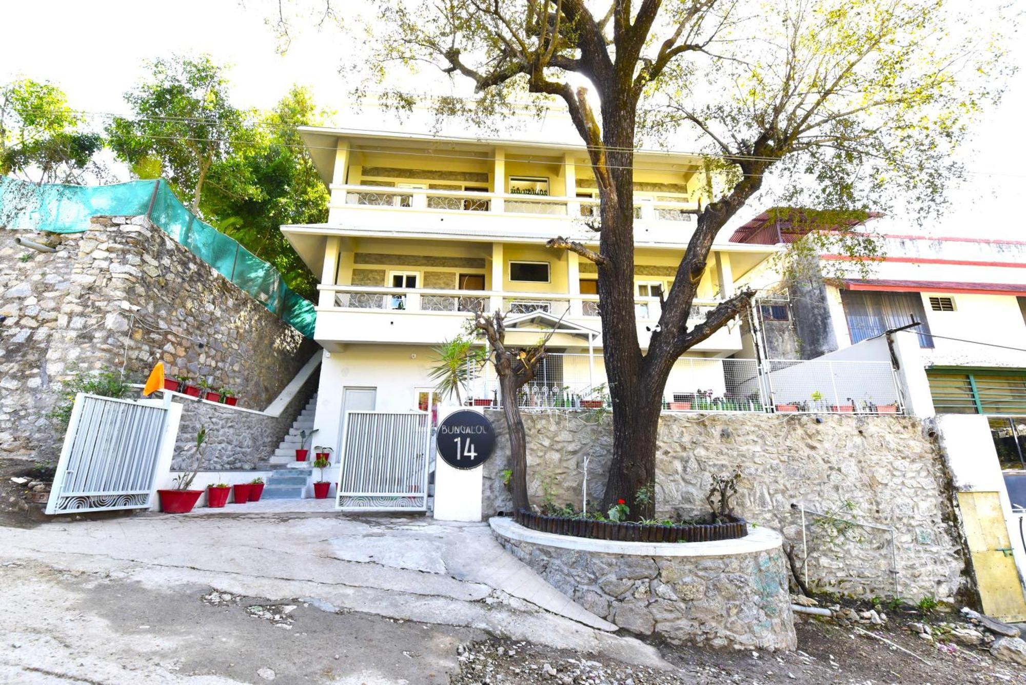 Bunglow 14, Rooms With Balcony Маунт-Абу Экстерьер фото